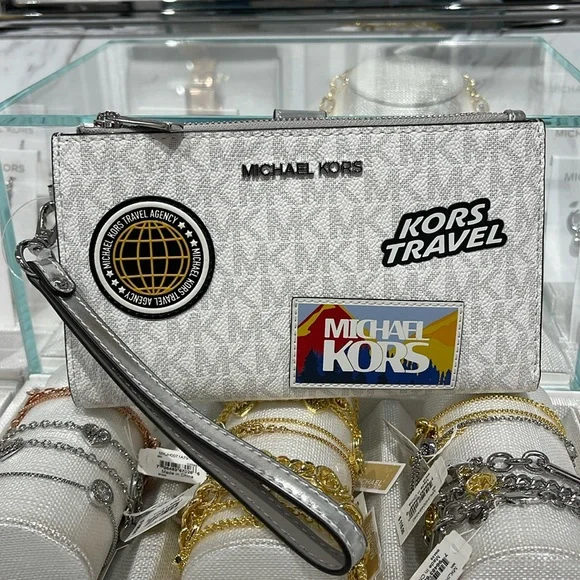 Michael Kors Jet Set Travel Large Embellished Signature Logo Wristlet Wallet Phn - Picture 1 of 16